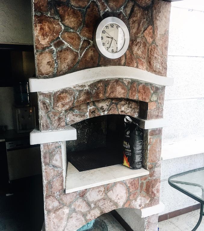 Villa Teuta Risan Bagian luar foto